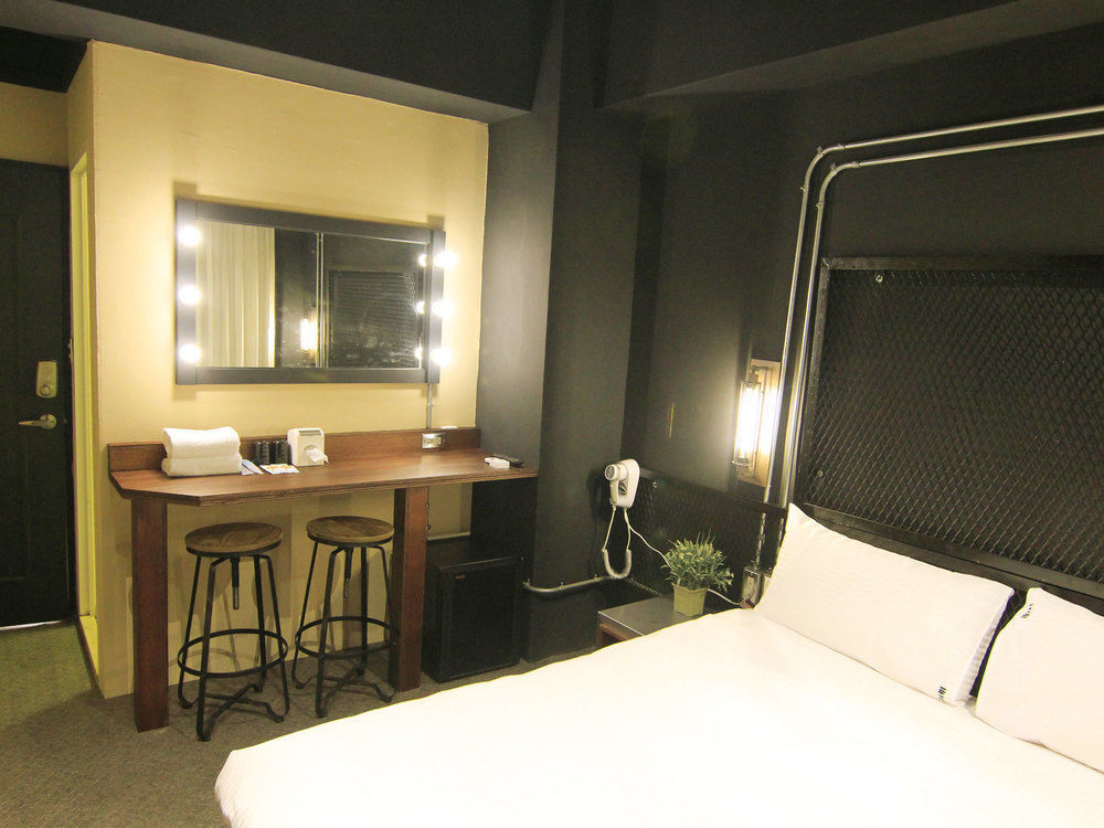 Loft Hostel Fengjia Taichung Luaran gambar
