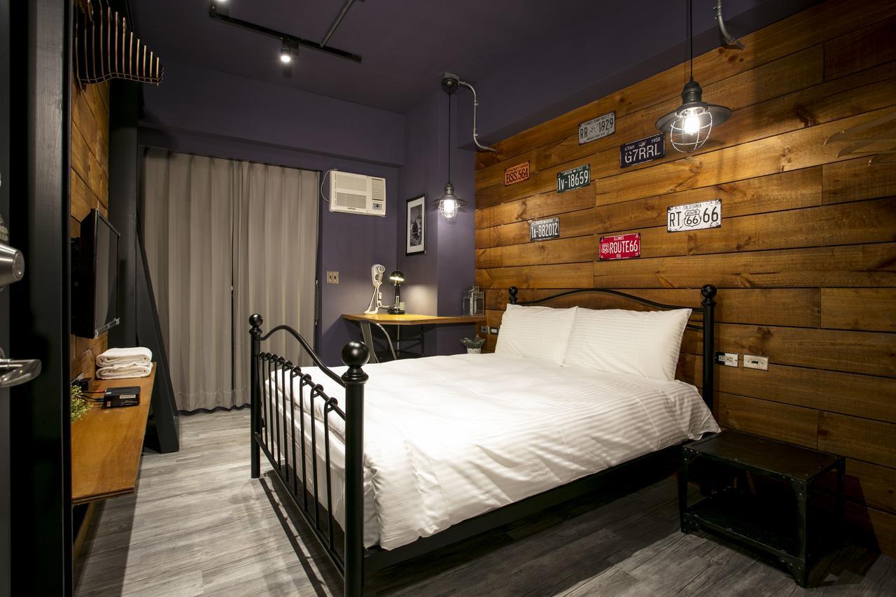 Loft Hostel Fengjia Taichung Luaran gambar
