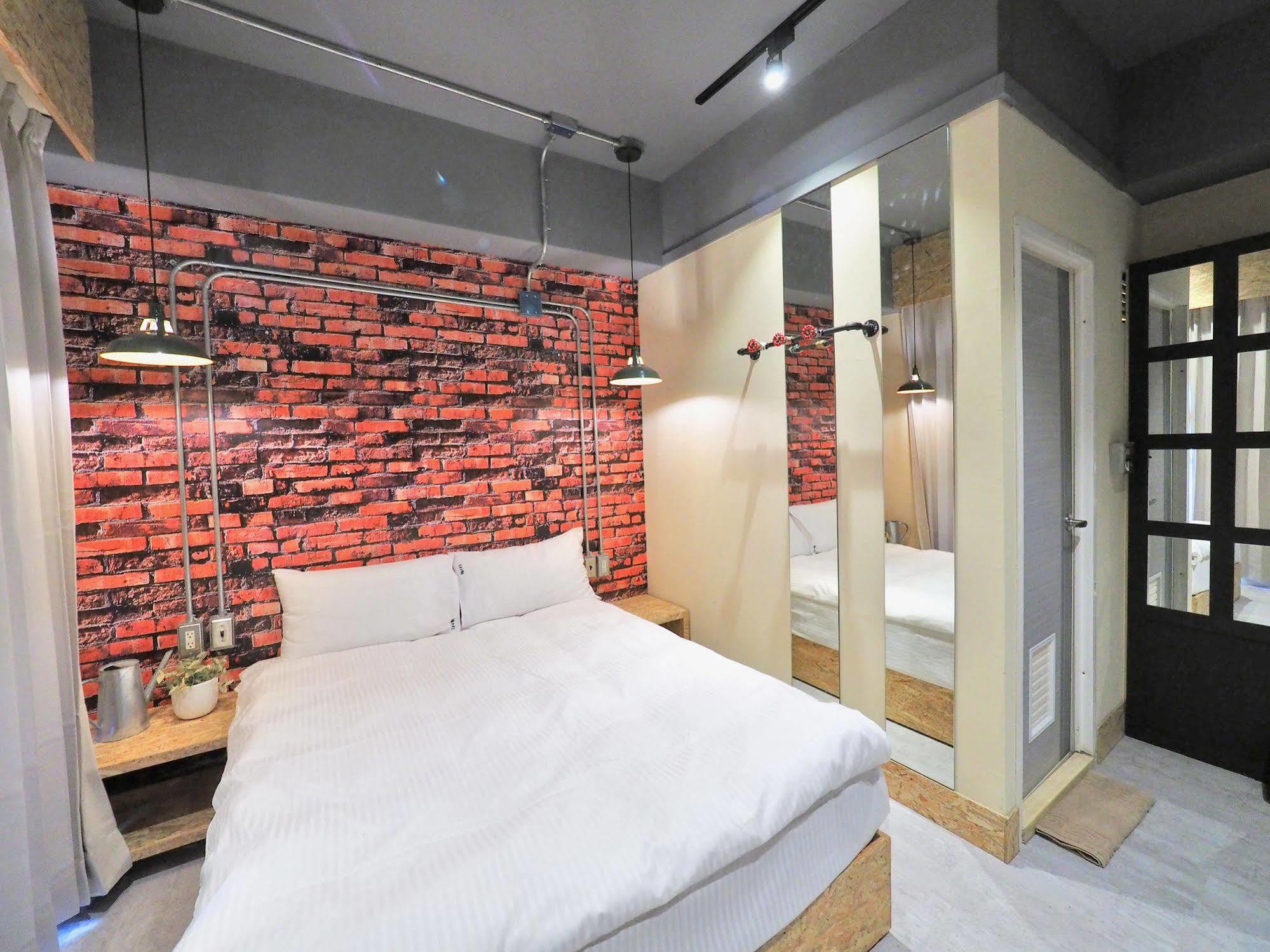 Loft Hostel Fengjia Taichung Luaran gambar