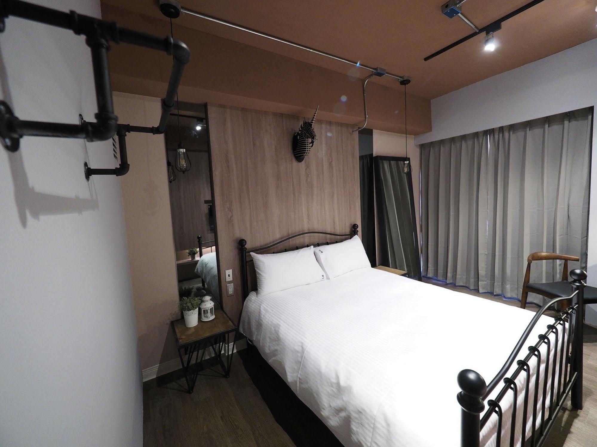 Loft Hostel Fengjia Taichung Luaran gambar